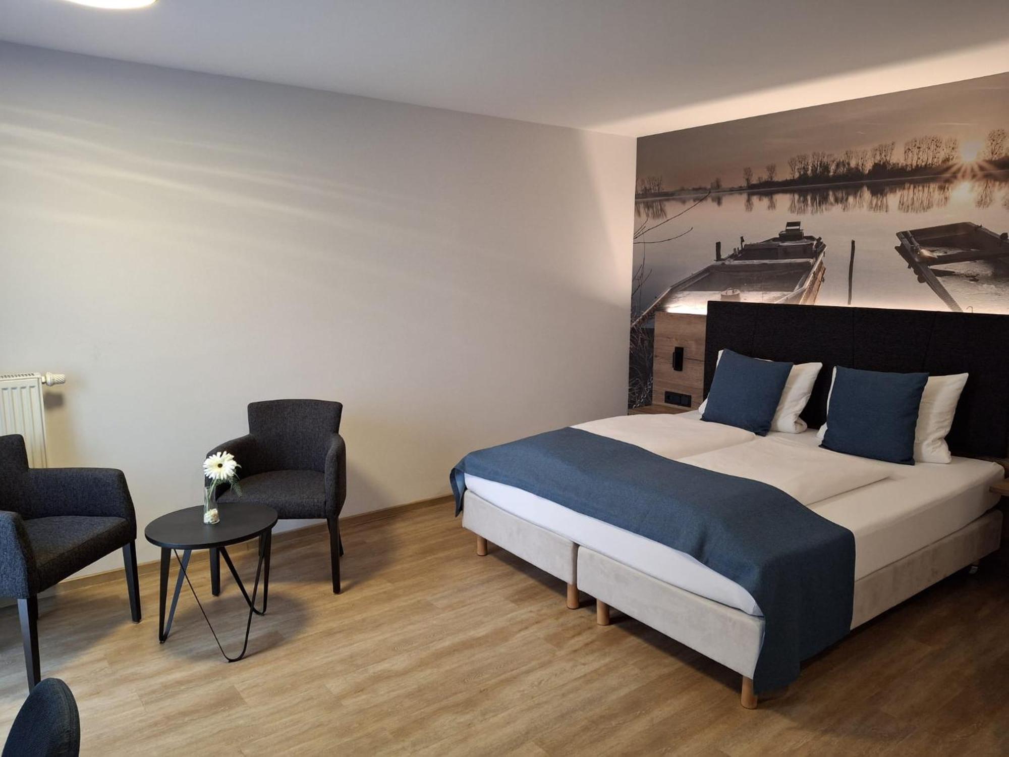 Hotel Am Hardtsee Ubstadt-Weiher Eksteriør bilde